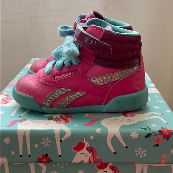 Toddler Reebok Hi-tops - Picture 4 of 5